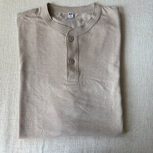 UNIQLO Slub Cotton Henley Neck T-Shirt
